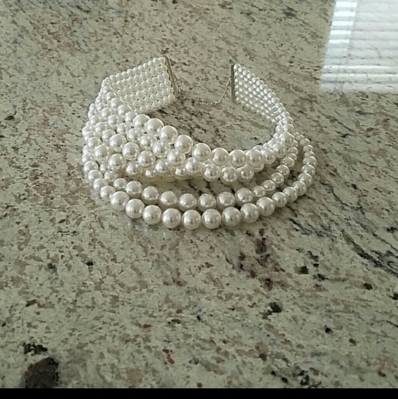 5 pieces of new jewelry for $20 - Picture 2 of 8